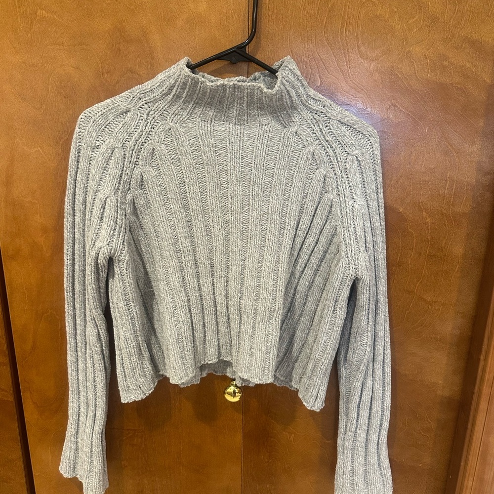 American Eagle Outfitters Light Gray Cowl Neck Sweater